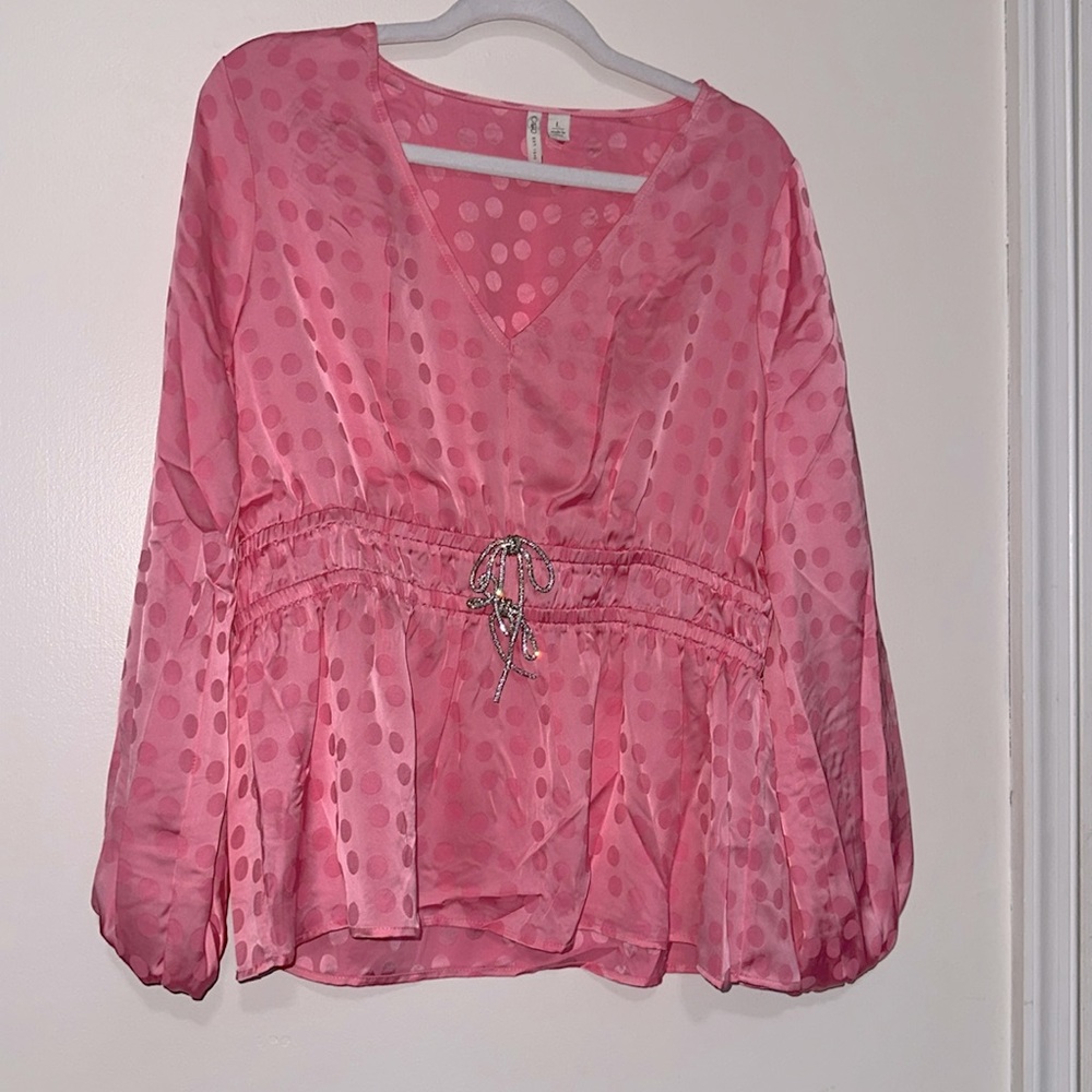 Cato like new pink top with bows size large